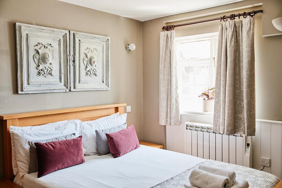 Bed and Breakfast The Bucks Head à Carhampton Extérieur photo