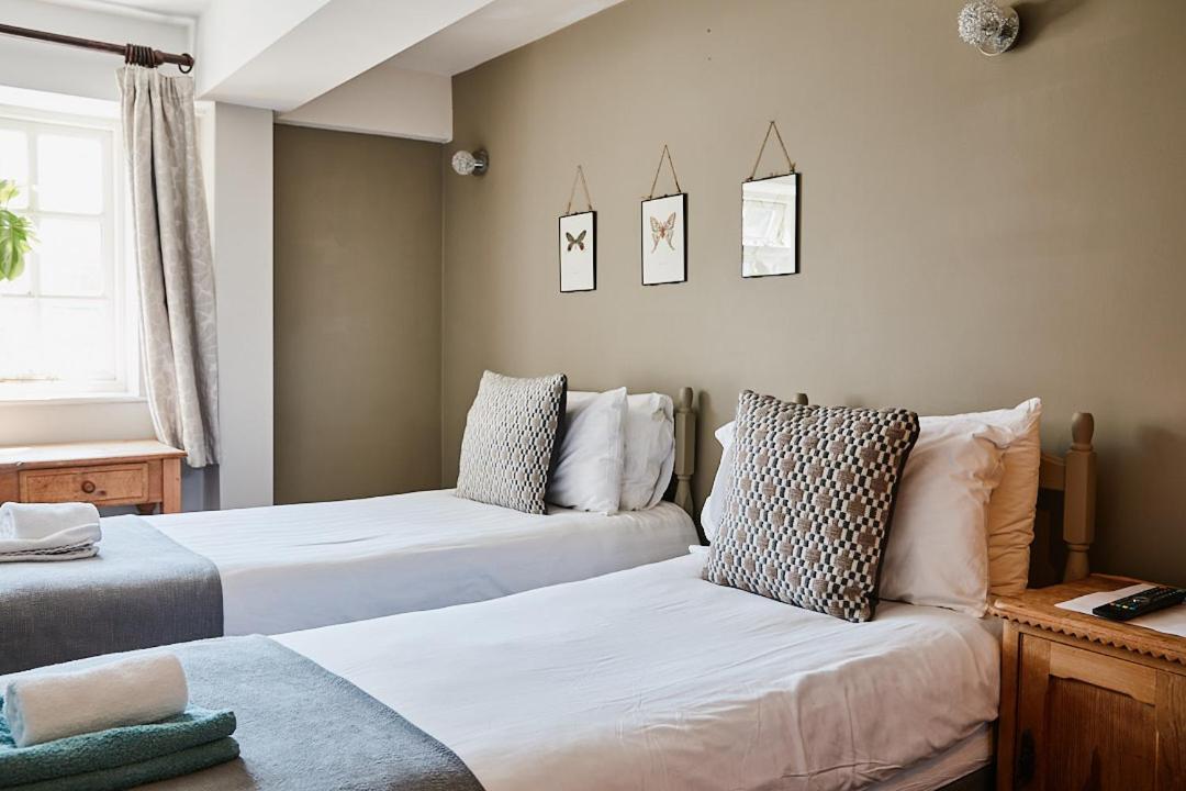 Bed and Breakfast The Bucks Head à Carhampton Extérieur photo